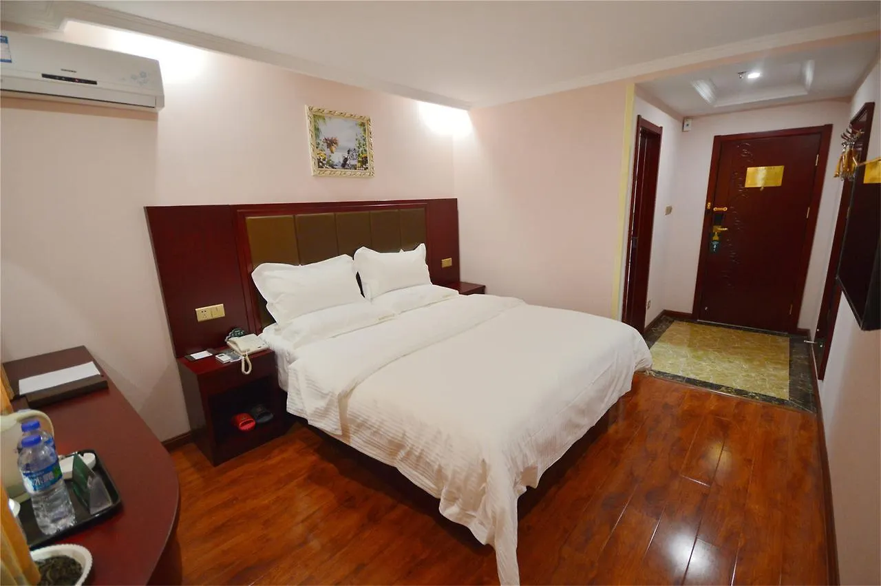 Greentree Inn Henan Zhoukou Wenming Road Business Hotel